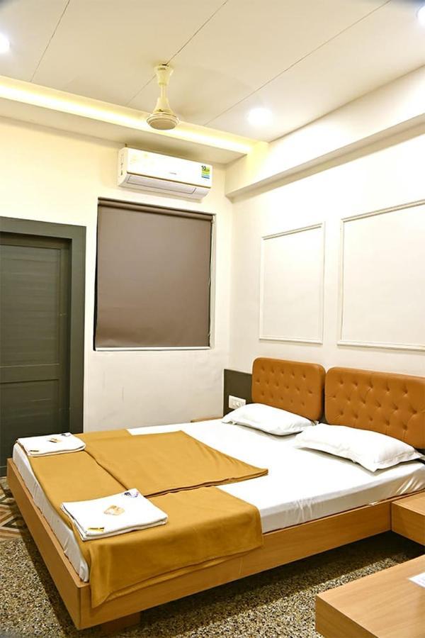 Prince Residency Club House Jāmnagar Extérieur photo